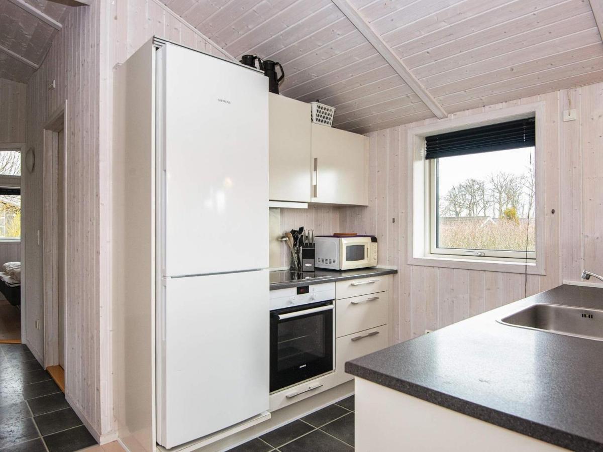 Three-Bedroom Holiday Home In Juelsminde 18 Sonderby  Екстериор снимка